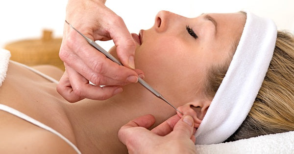 5 Cuidados importates si te has realizado una perforación en la oreja o piercing