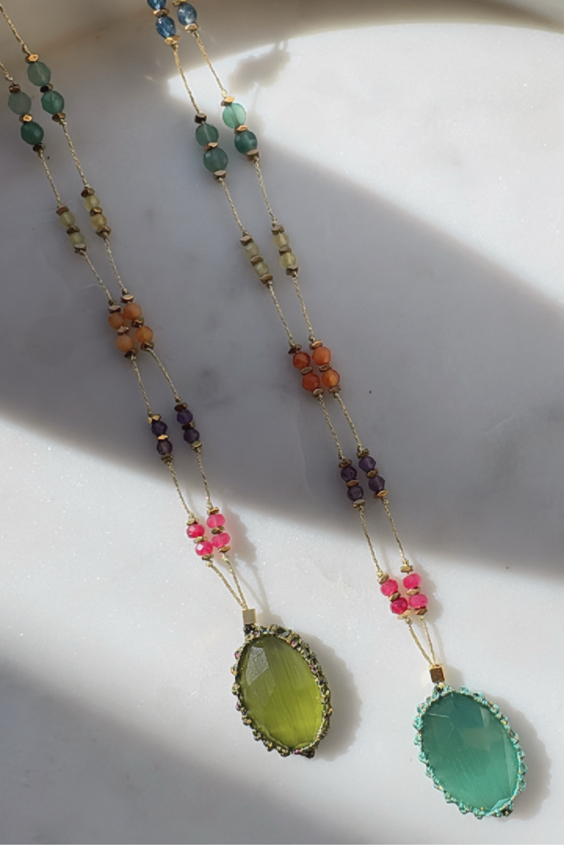 Collar Jaipur Apatita “Ojo de Gato” Verde