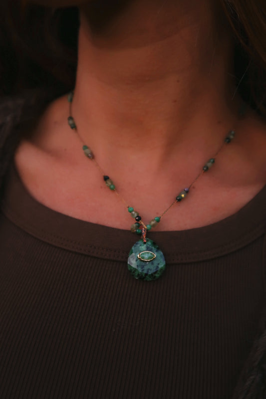 Collar Jaipur Rubí Zoisita