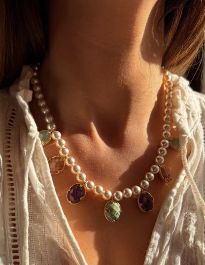 Collar Blanche
