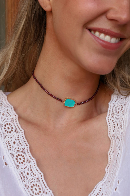 Choker Viena Granate-Howlita