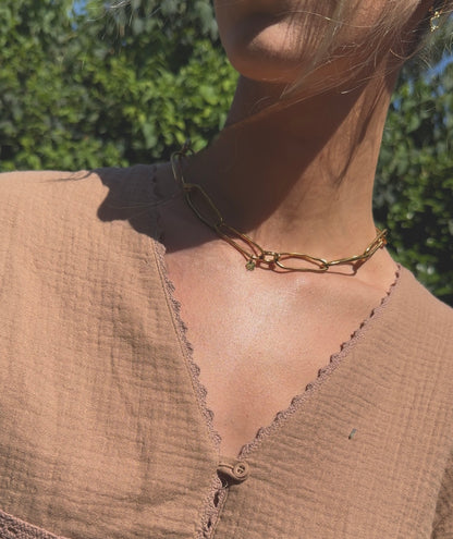 Collar Hera