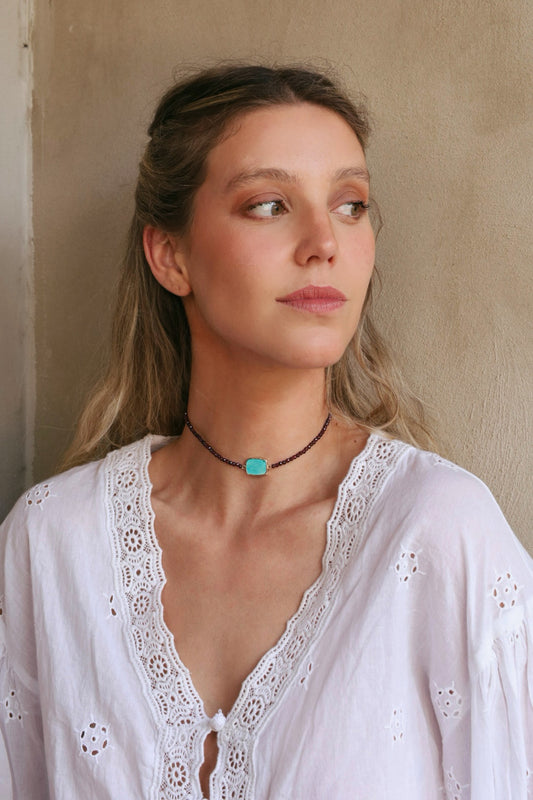 Choker Viena Granate-Howlita