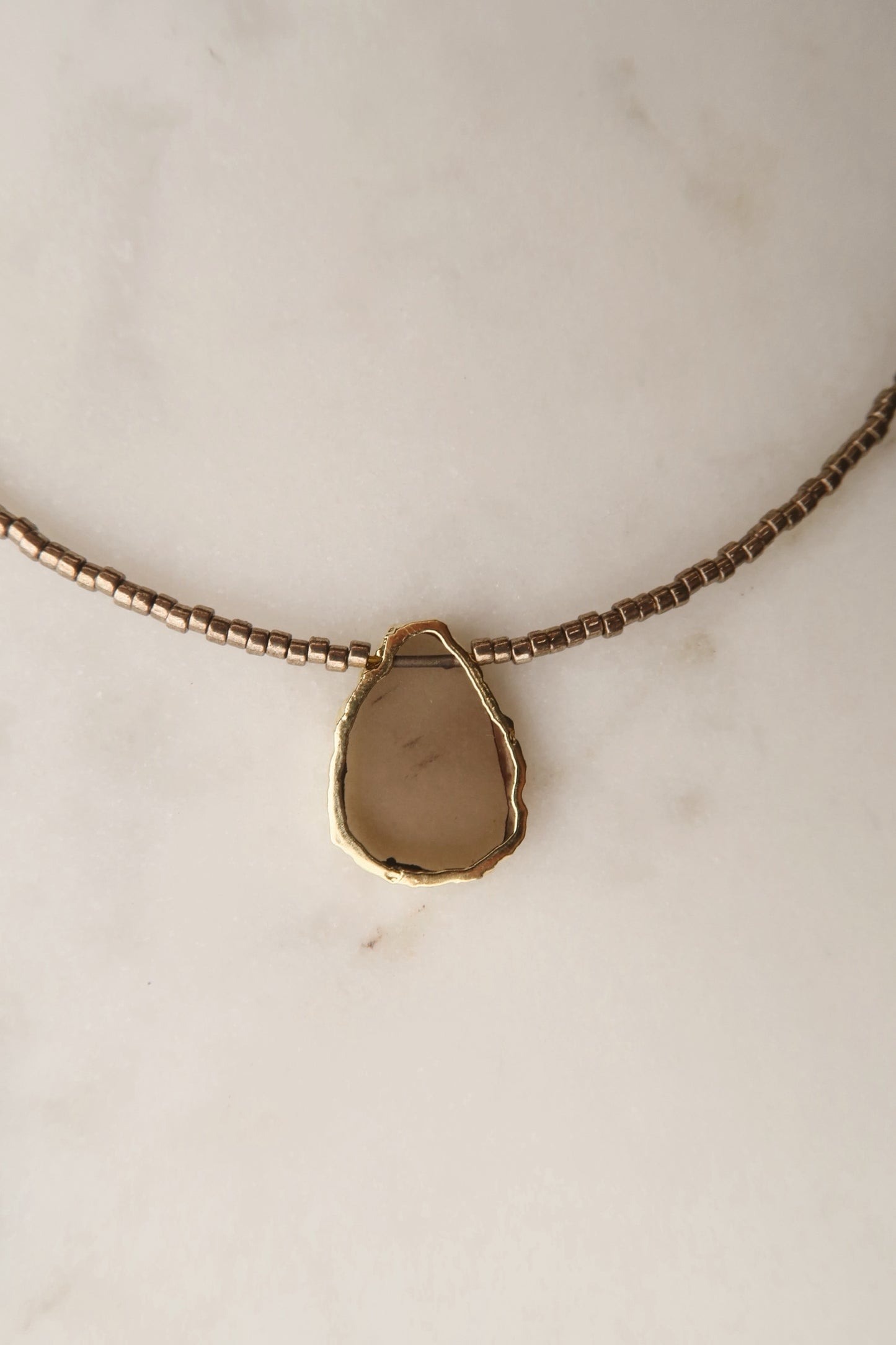 Collar Gaia Café Metalizado - Cuarzo Ahumado