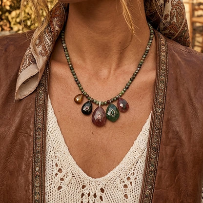 Collar Simone Piedras