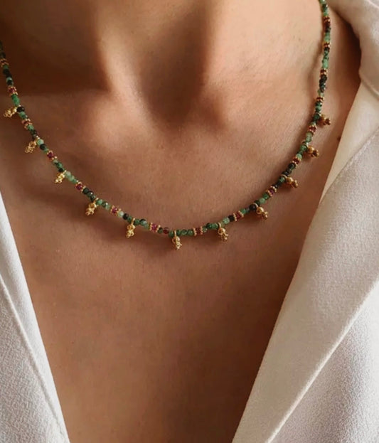 Collar Vita Rubí Zoisita