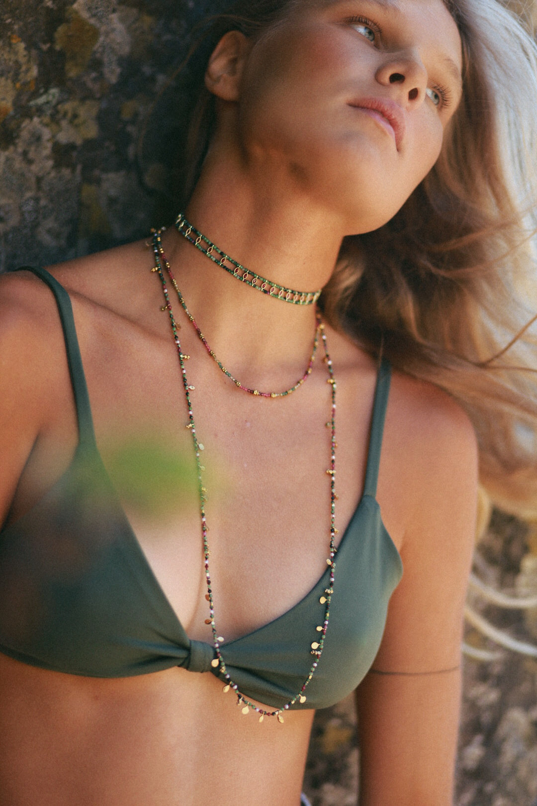 Collar Amelia Rubí Zoisita