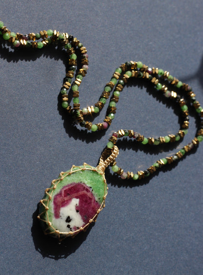 Collar Delhi Rubí Zoisita