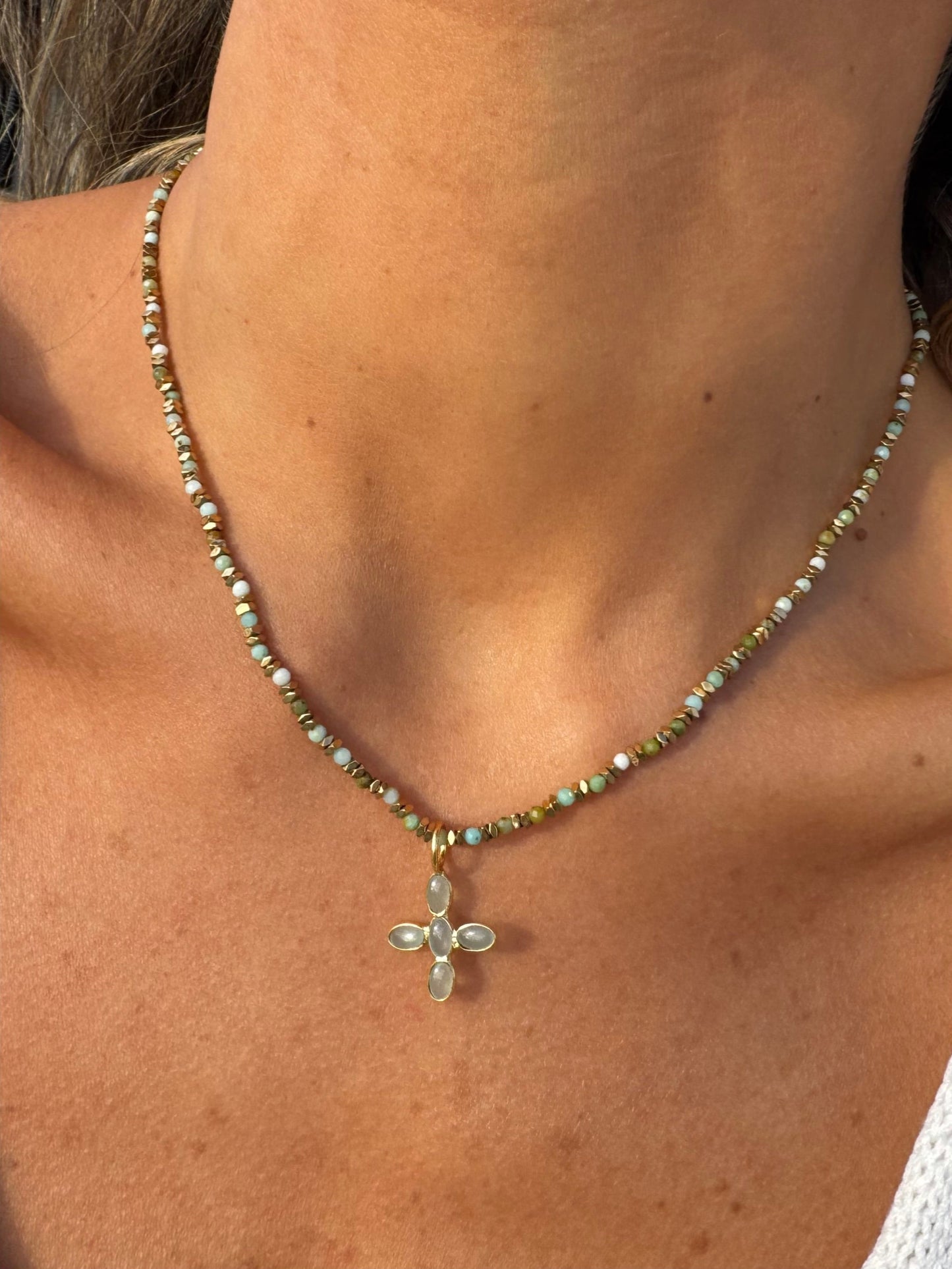 Collar lucia crisopasa