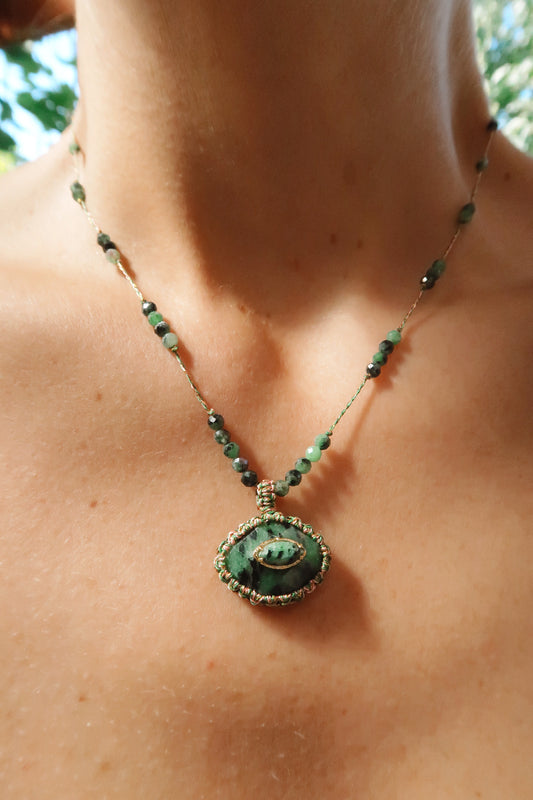 Collar Anouk Rubí Zoisita