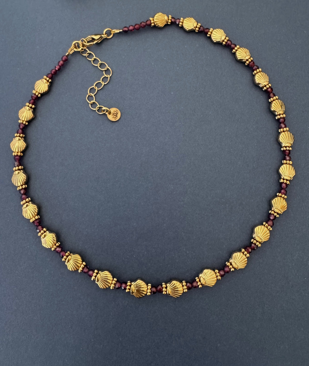 Collar Seashell Granate