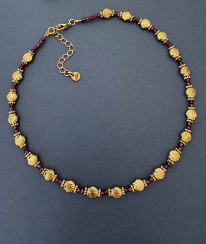 Collar Seashell Granate